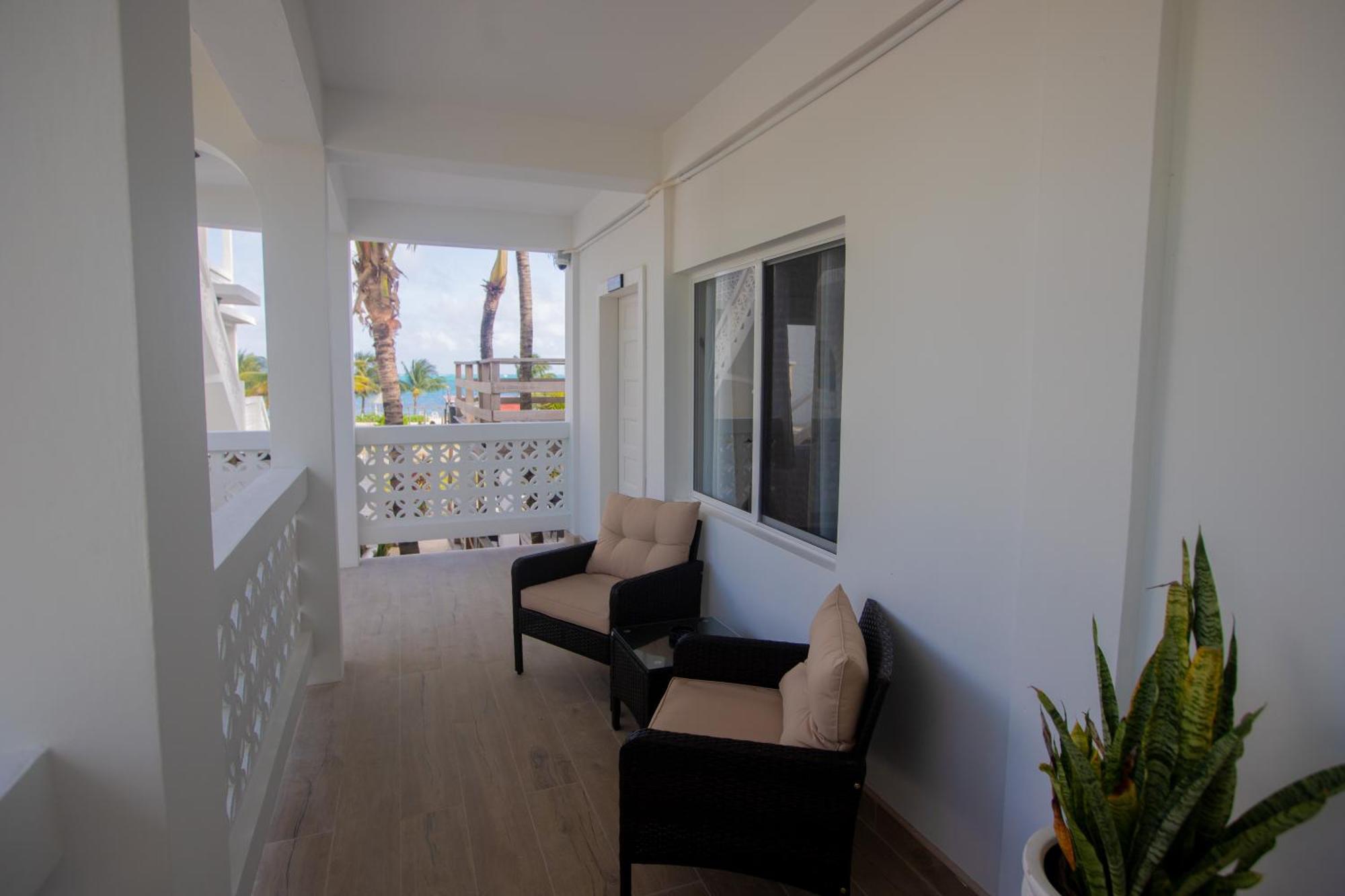 Treetops Hotel Caye Caulker Luaran gambar